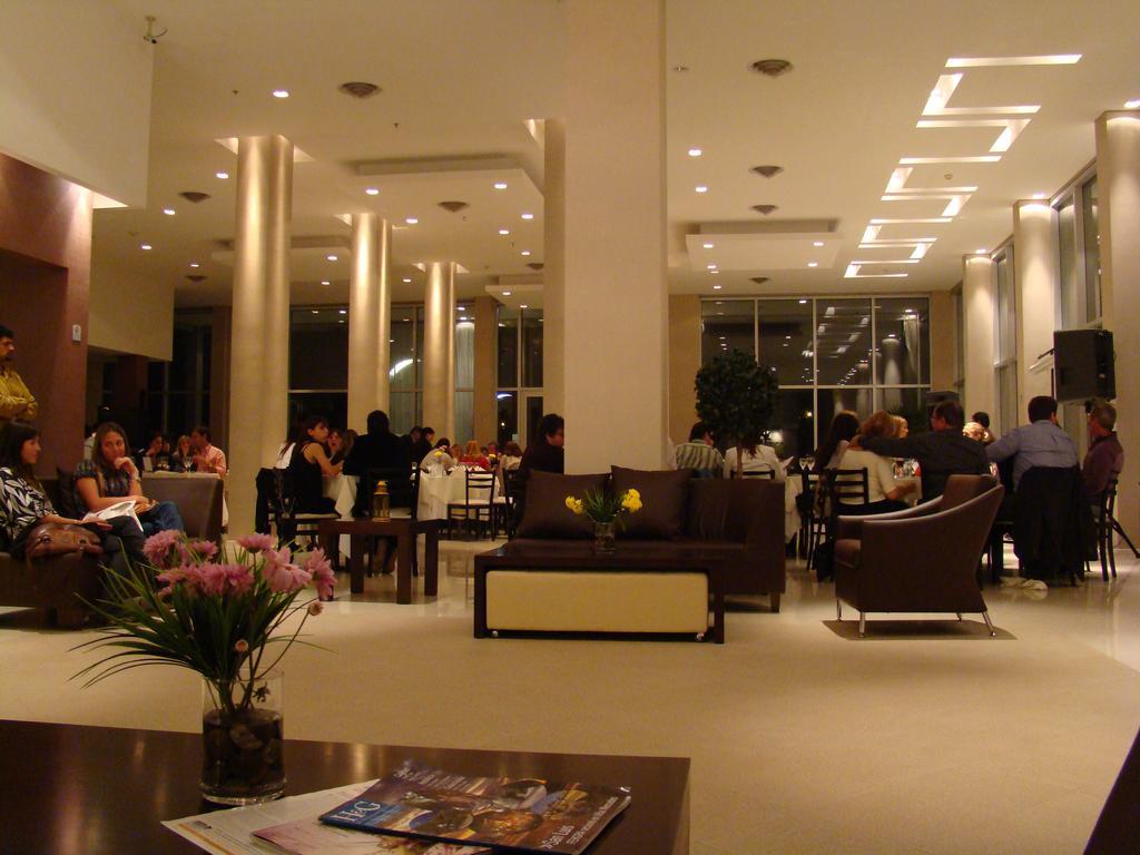 Howard Johnson 拉马约 外观 照片